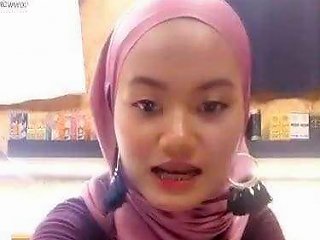 XHamster - Malay Awek Tudung Body Padu